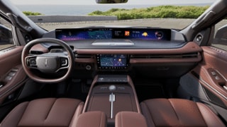 2025 Lincoln Lincoln Navigator Internal Image 2